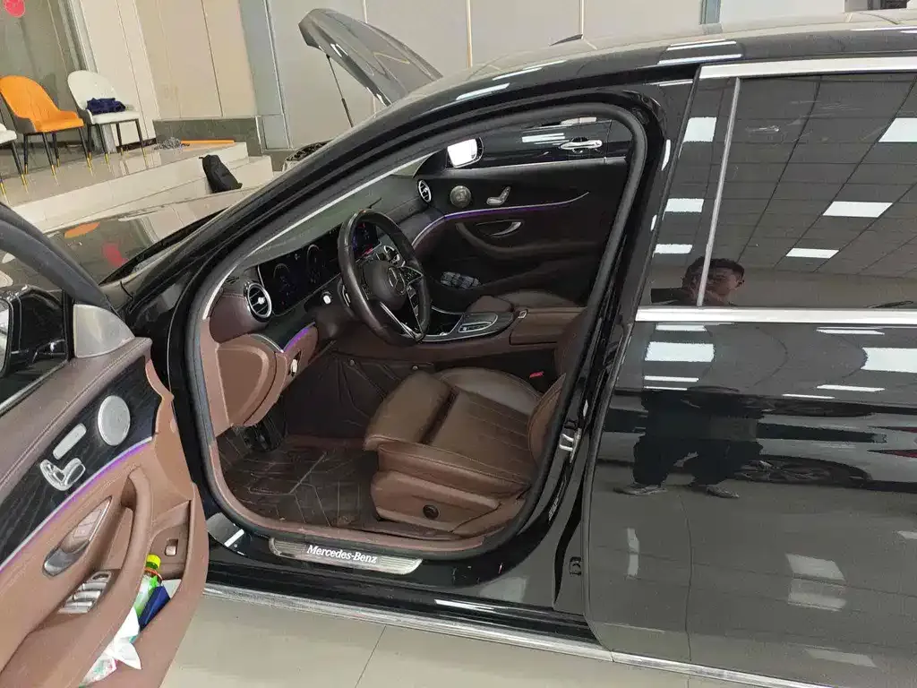 Mercedes-Benz E-Class 2022 из CN, фото 3