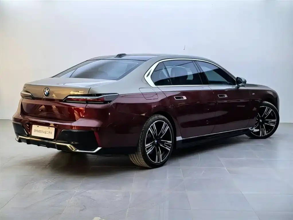 BMW i7 2023 из CN, фото 3