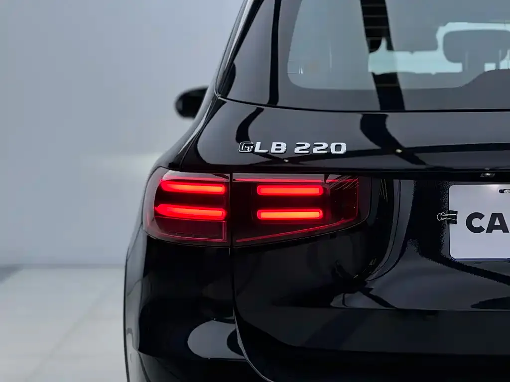 Mercedes-Benz GLB 2023 из CN, фото 5