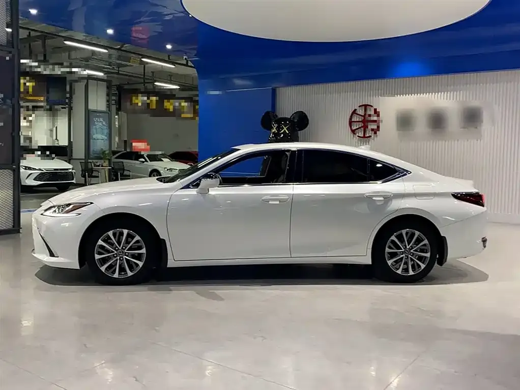 Lexus ES 2023 из CN, фото 7