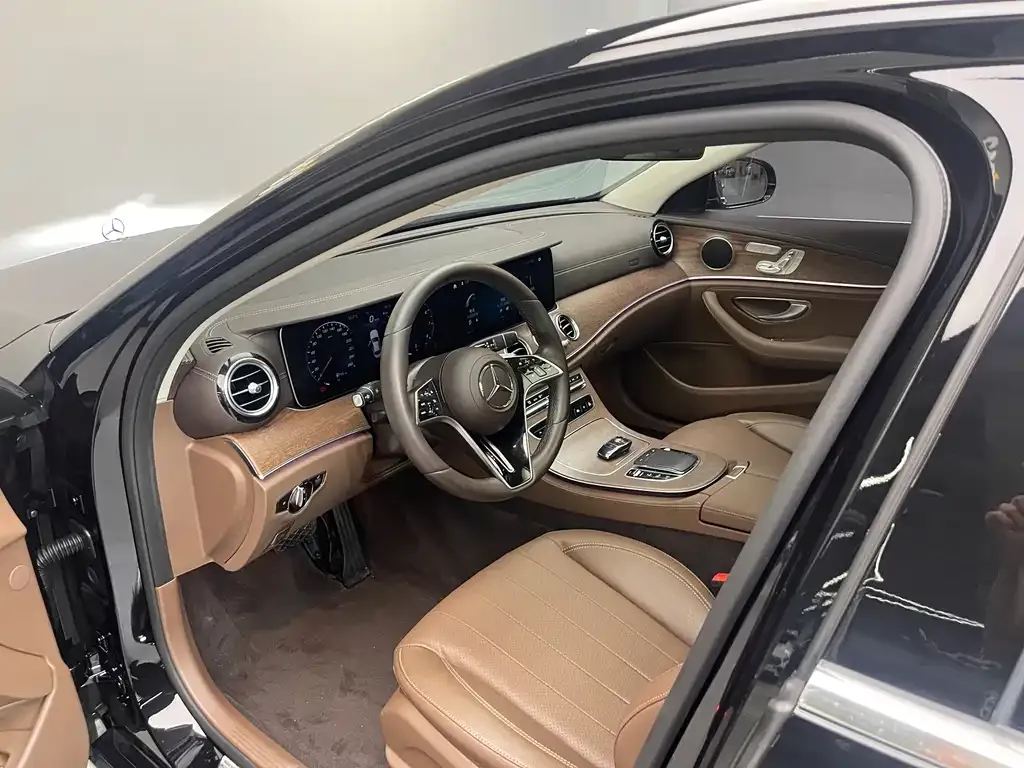 Mercedes-Benz E-Class 2023 из CN, фото 10