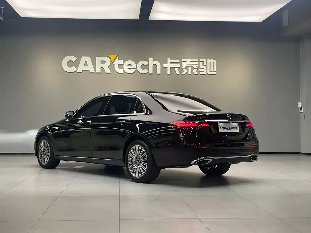 Mercedes-Benz E-Class 2023 из CN, фото 6