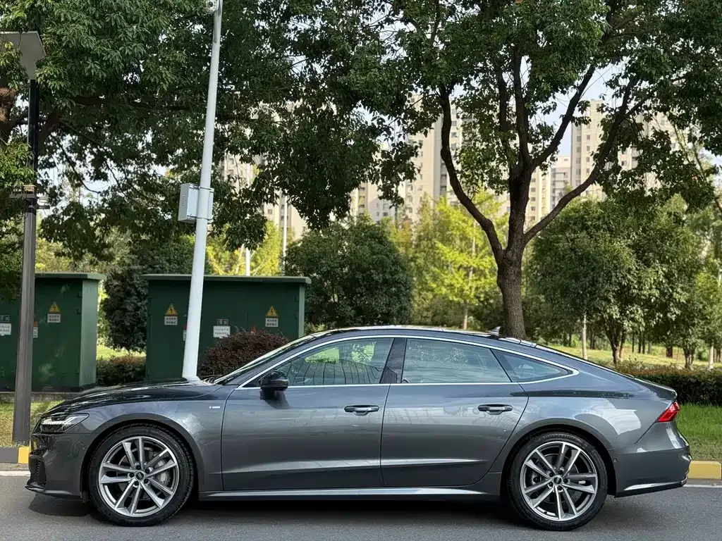 Audi A7 2024 из CN, фото 3