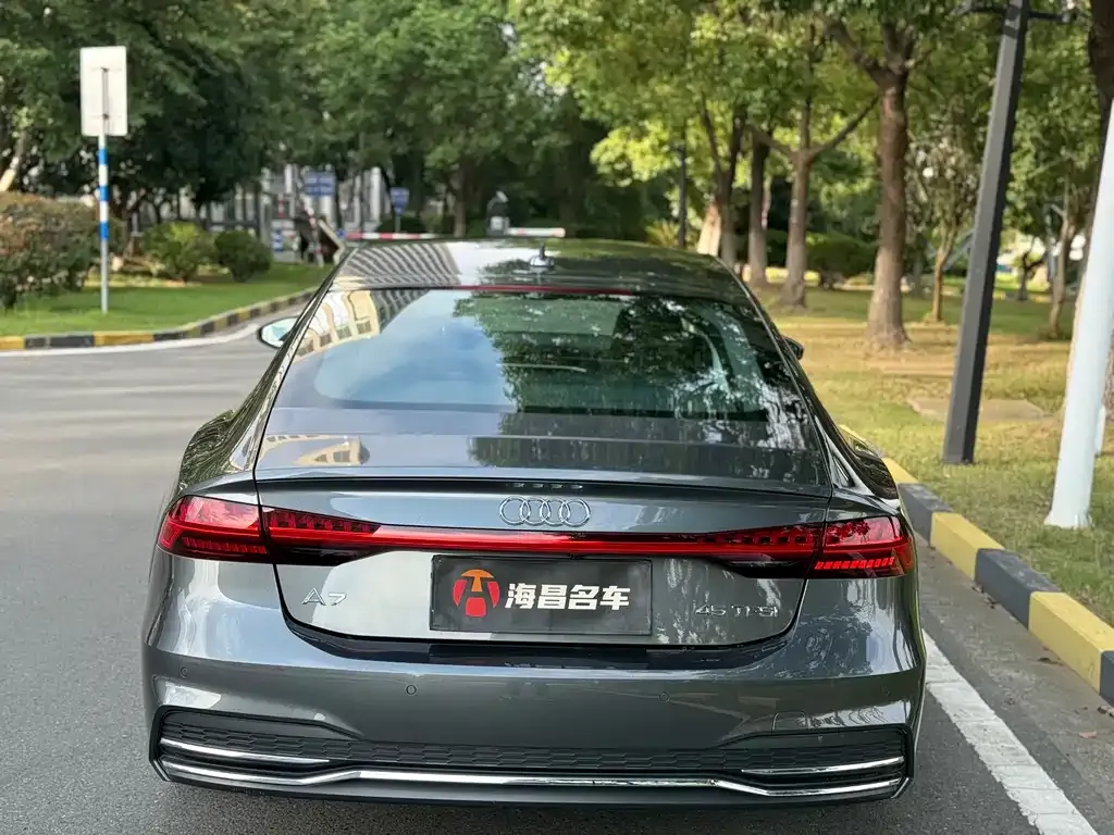 Audi A7 2024 из CN, фото 5