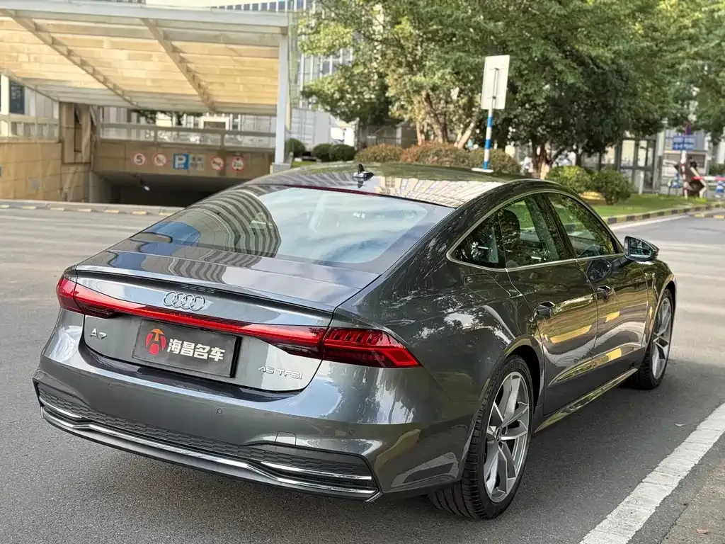 Audi A7 2024 из CN, фото 6