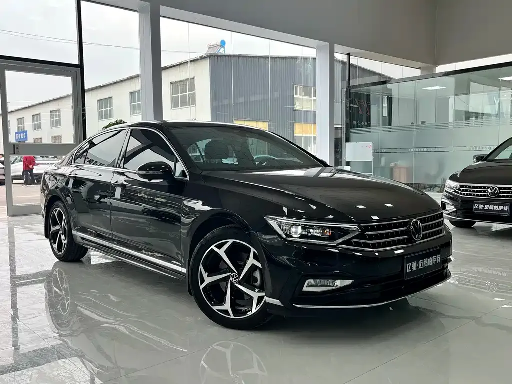 Volkswagen Magotan 2024 из CN, фото 3