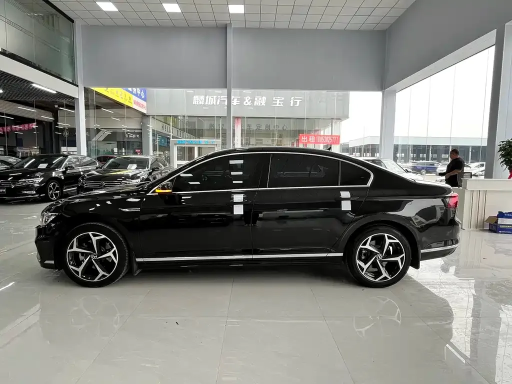 Volkswagen Magotan 2024 из CN, фото 7