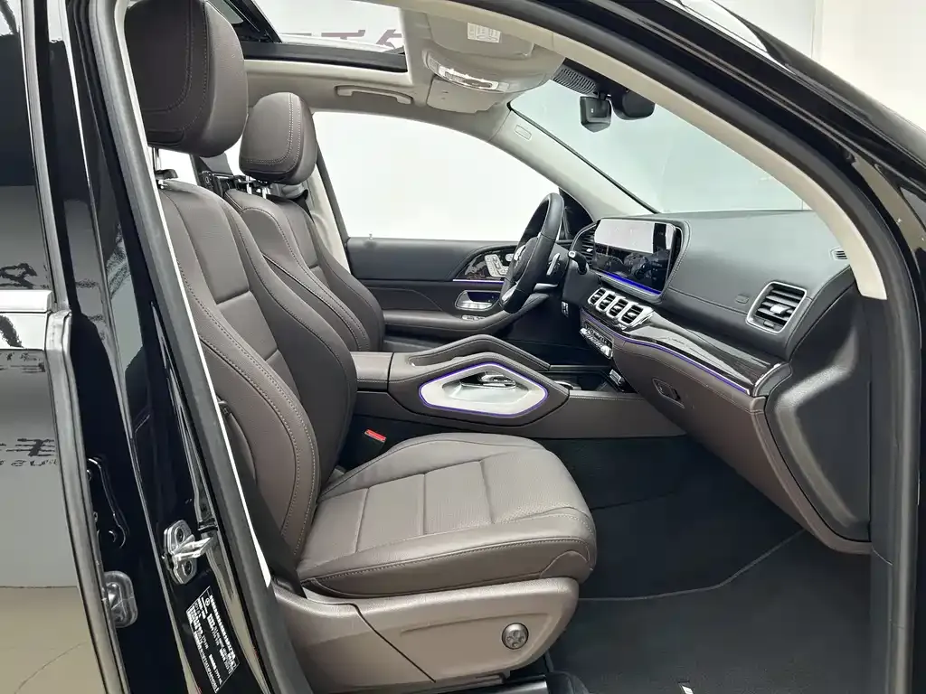 Mercedes-Benz GLS 2023 из CN, фото 6
