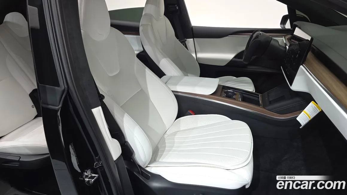 Tesla Model X 2024 из KR, фото 10