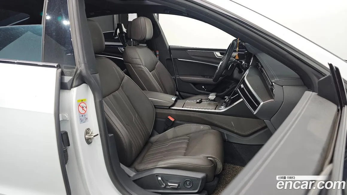 Audi A7 2023 из KR, фото 10