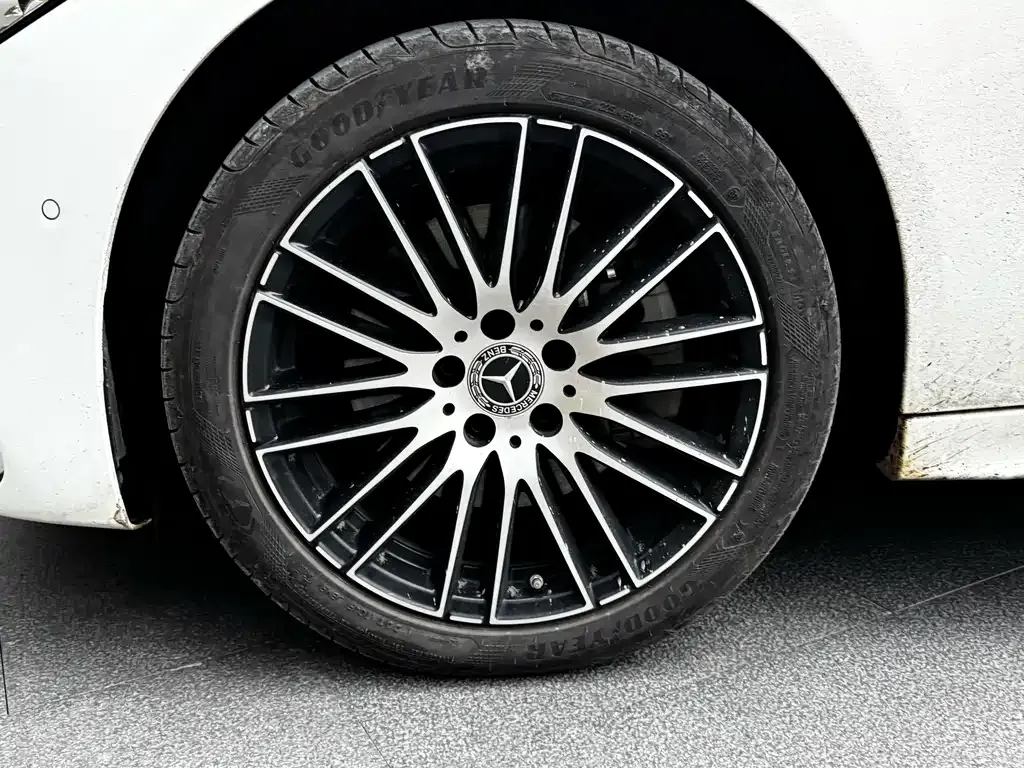Mercedes-Benz C-Class 2023 из CN, фото 8