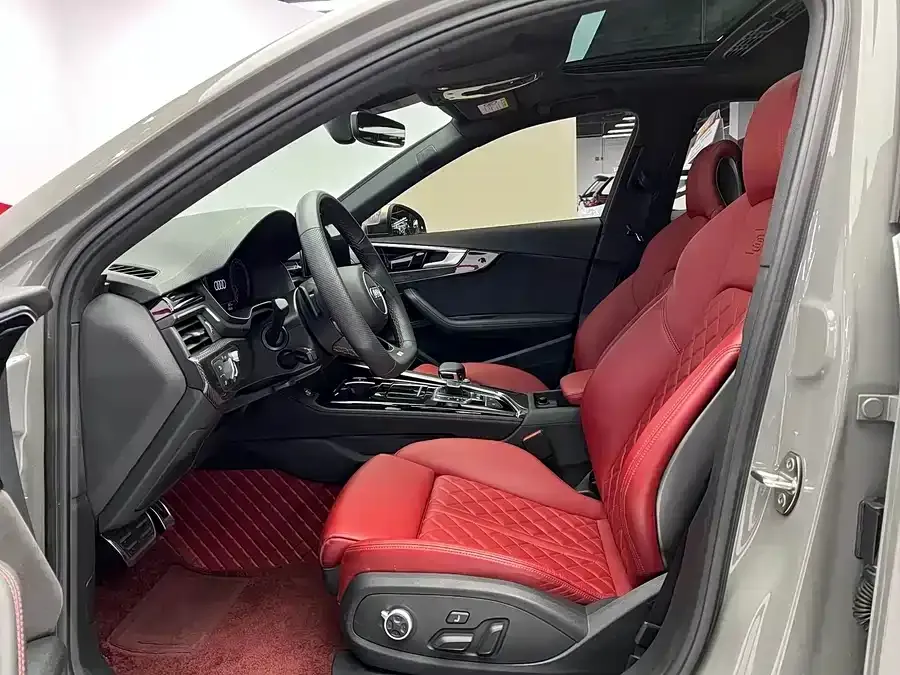 Audi S4 2021 из CN, фото 4