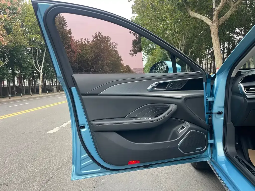 Hongqi H5 2023 из CN, фото 9