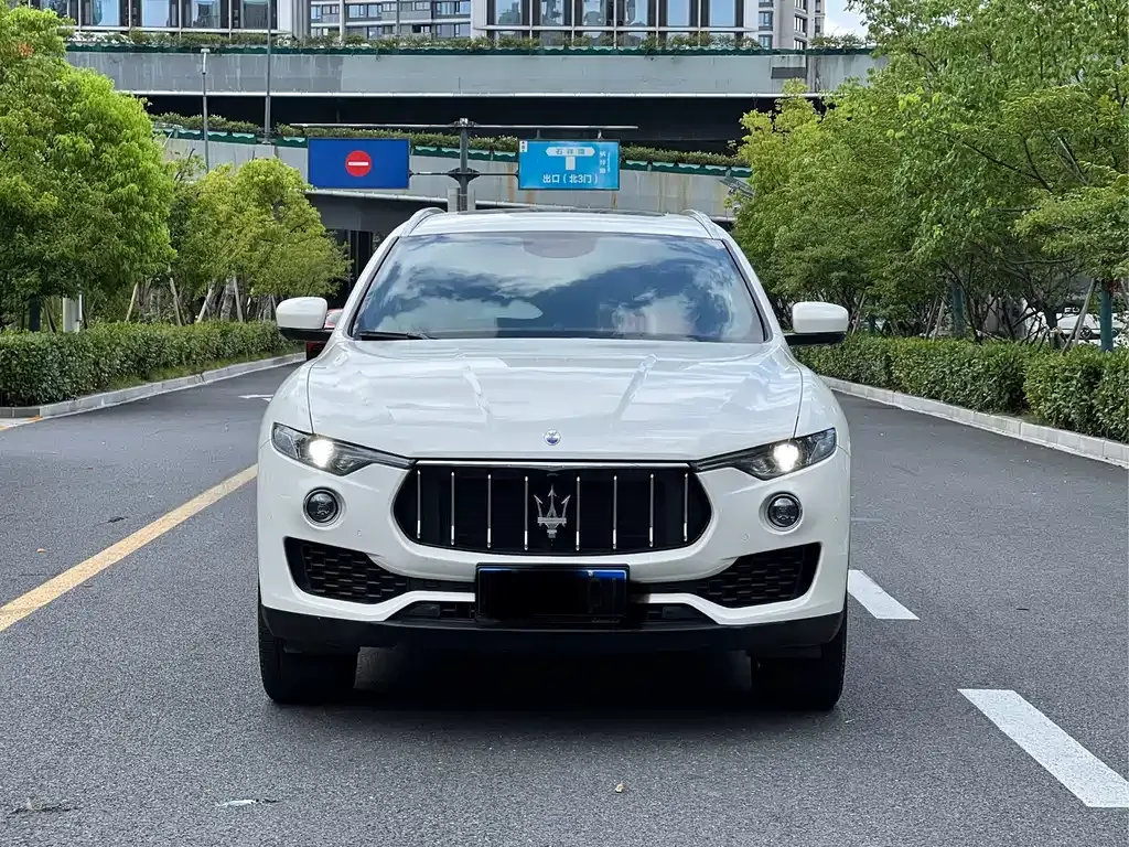 Maserati Levante 2021 из CN, фото 2