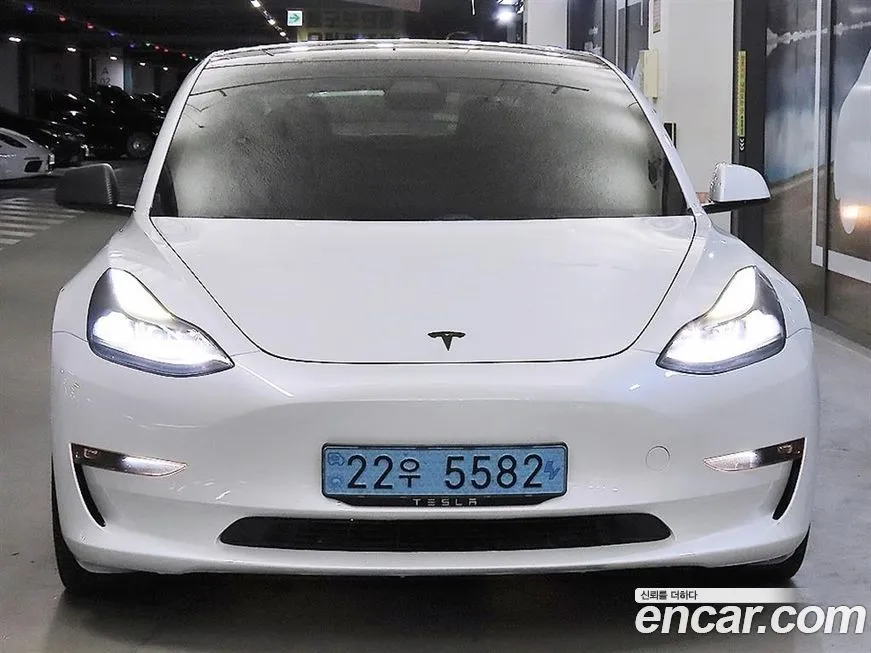 Tesla Model 3 — фото 2