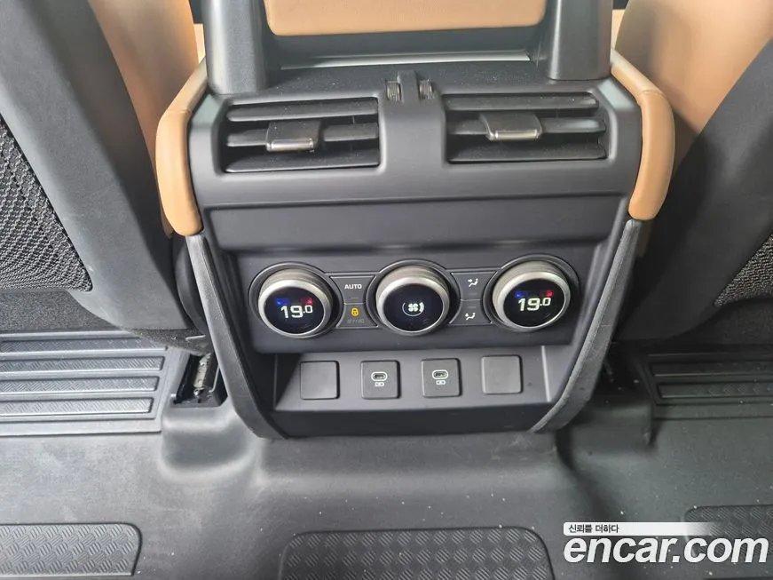 Land Rover Defender 2025 из KR, фото 7