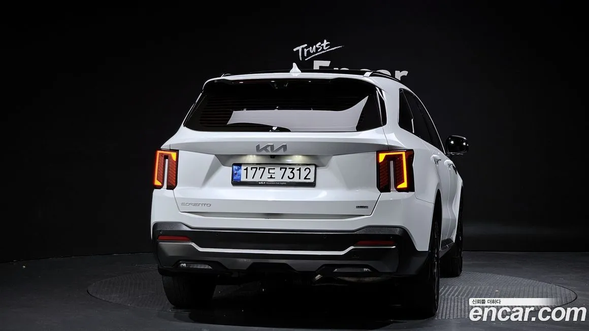 Kia Sorento — фото 4