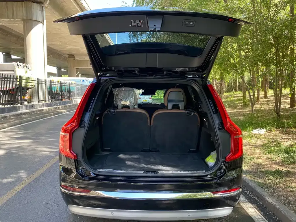 Volvo XC90 PHEV 2021 из CN, фото 9
