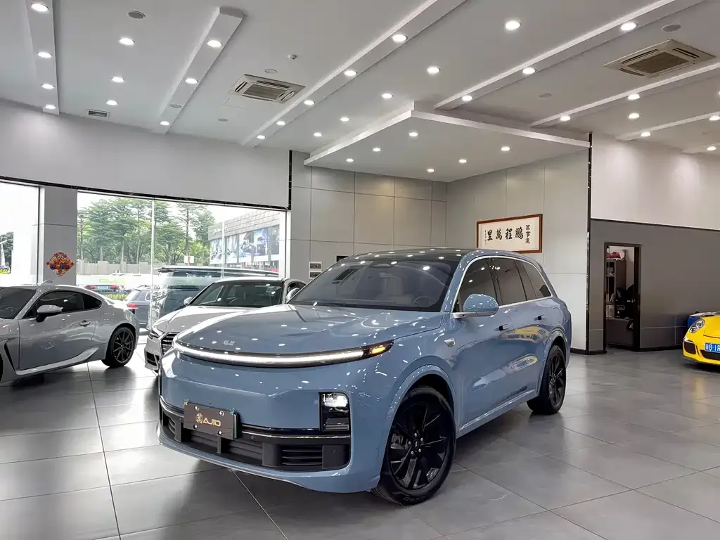 Li Auto Li L8 2023 из CN, фото 1