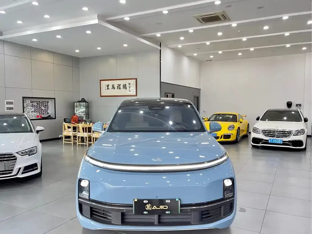 Li Auto Li L8 2023 из CN, фото 4