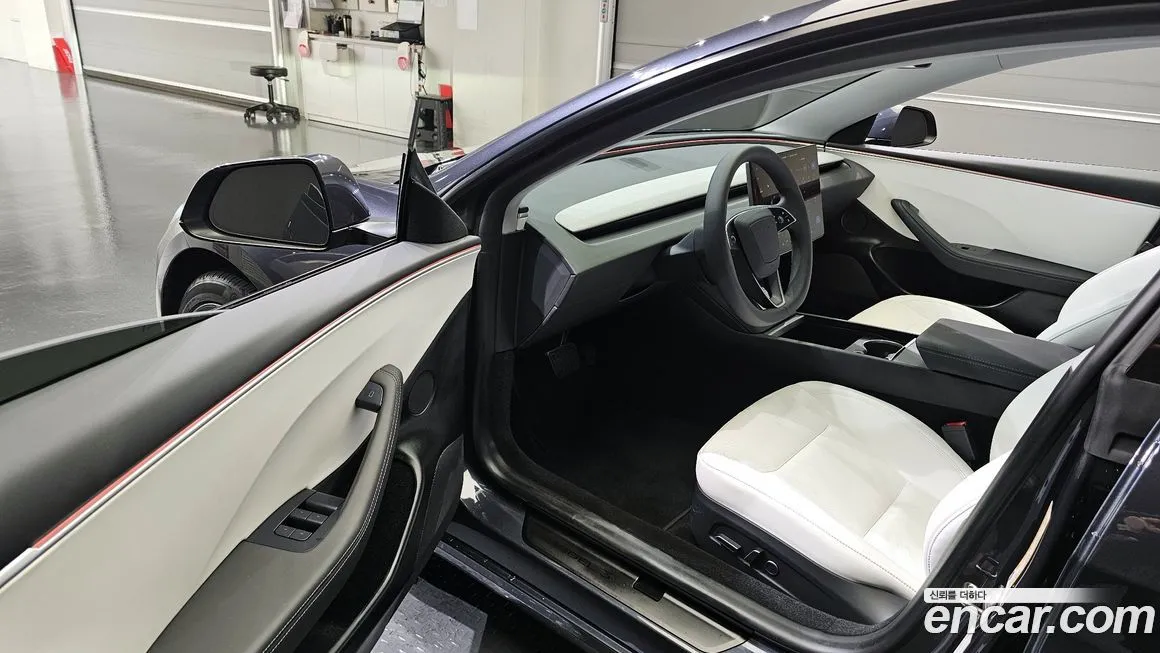 Tesla Model 3 2024 из KR, фото 10