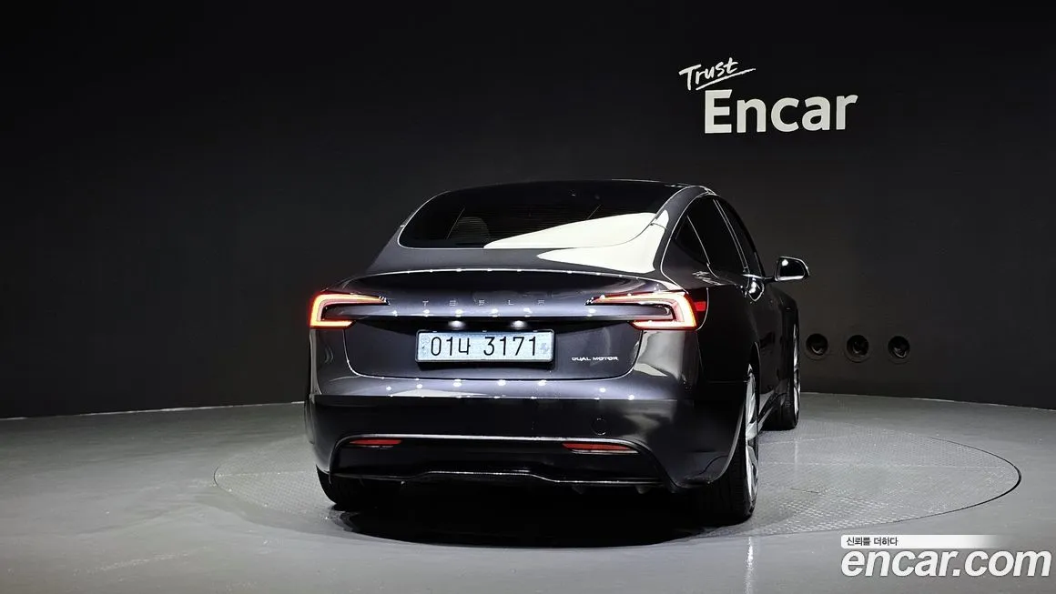 Tesla Model 3 2024 из KR, фото 4