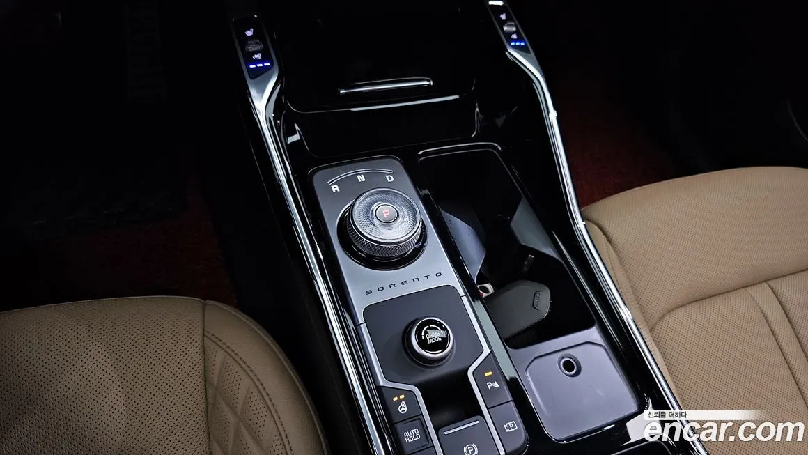 Kia Sorento — фото 9