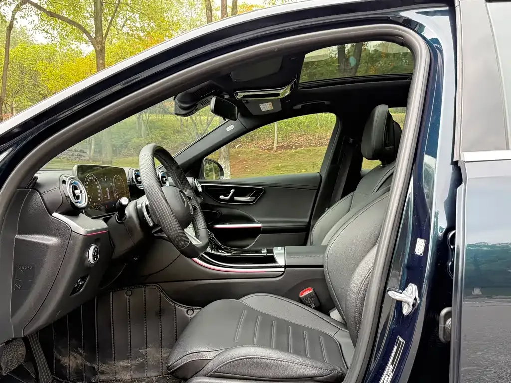Mercedes-Benz C-Class 2023 из CN, фото 4