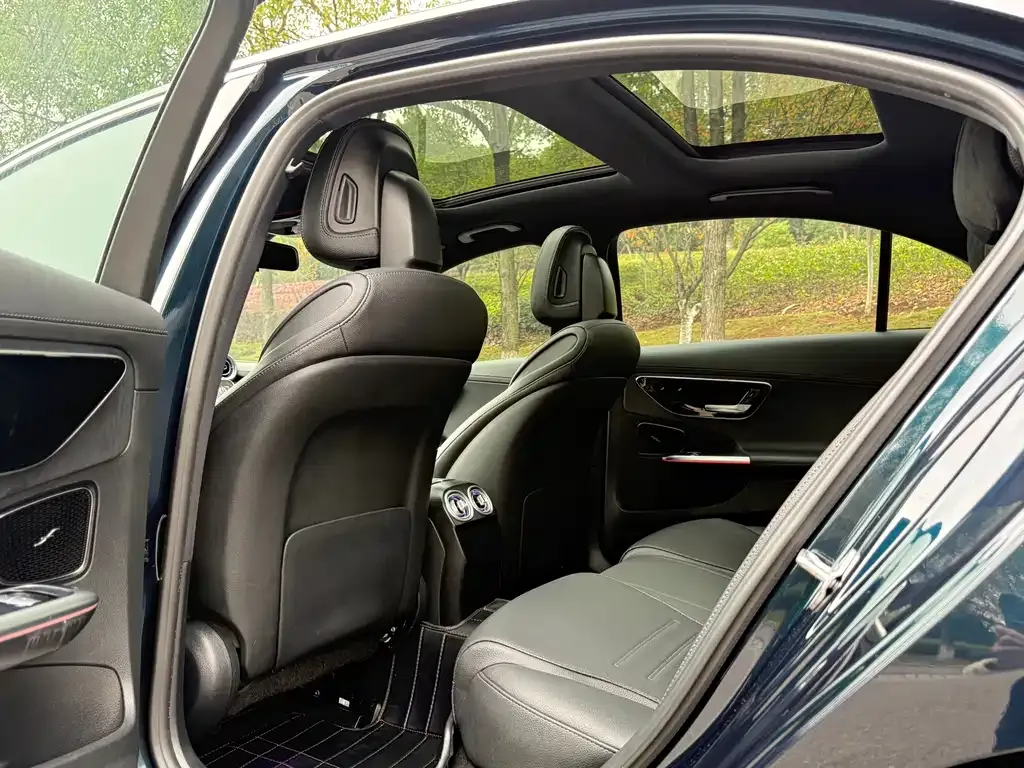 Mercedes-Benz C-Class 2023 из CN, фото 6