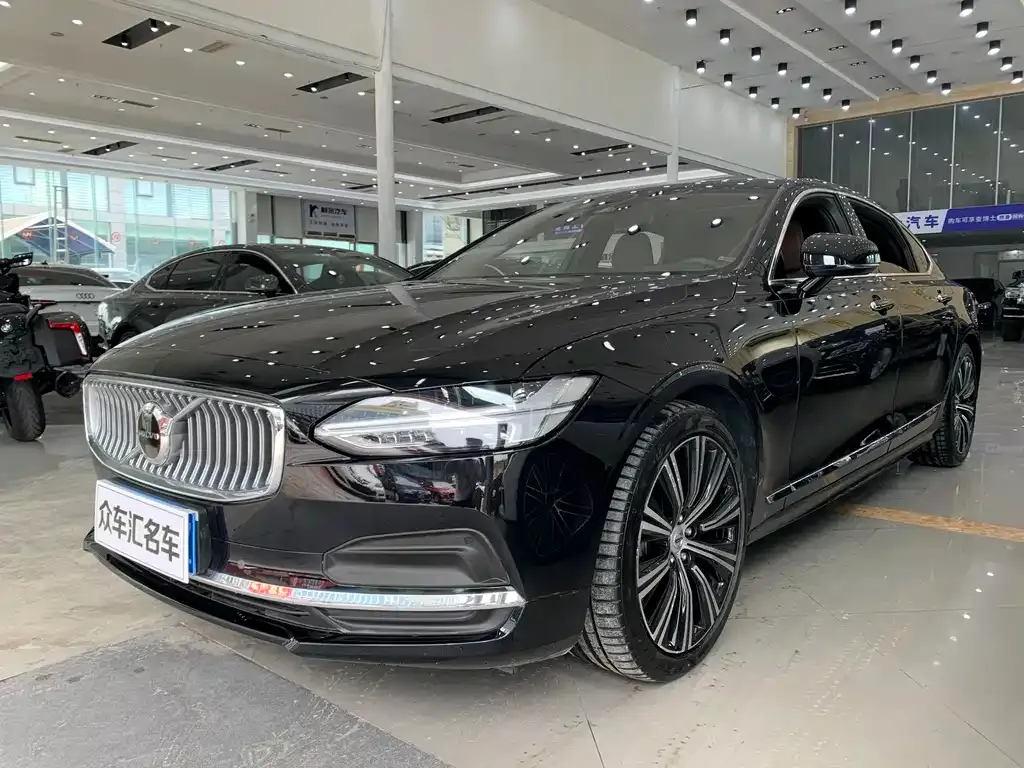 Volvo S90 2023 из CN, фото 1