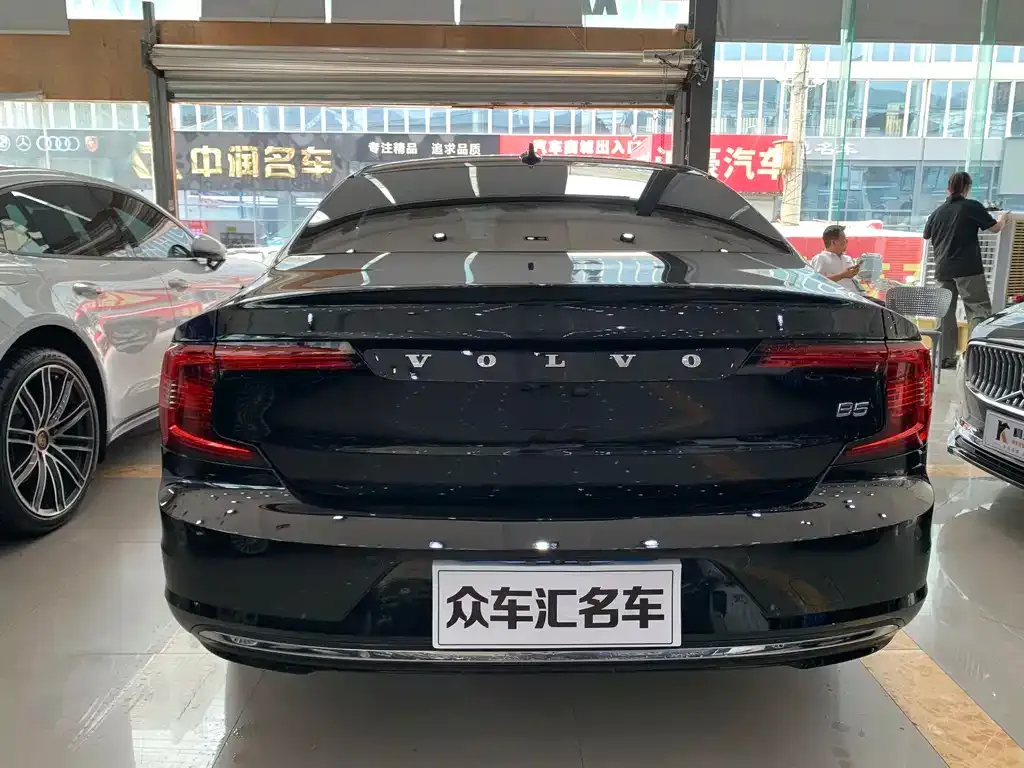 Volvo S90 2023 из CN, фото 5