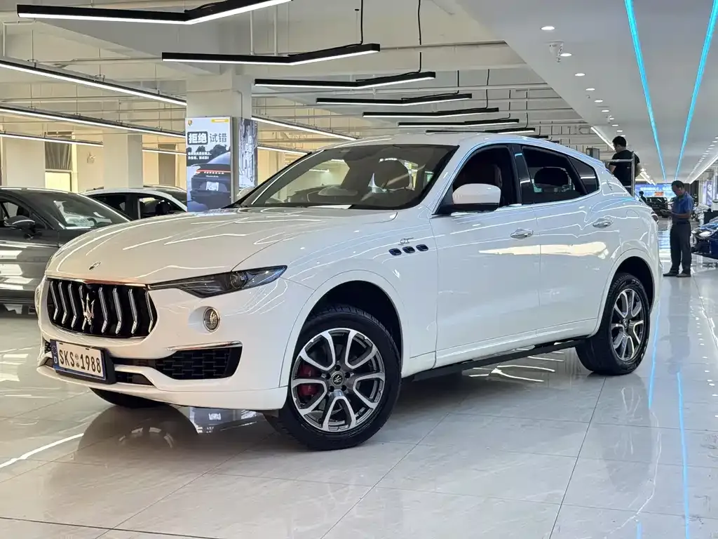 Maserati Levante 2022 из CN, фото 2