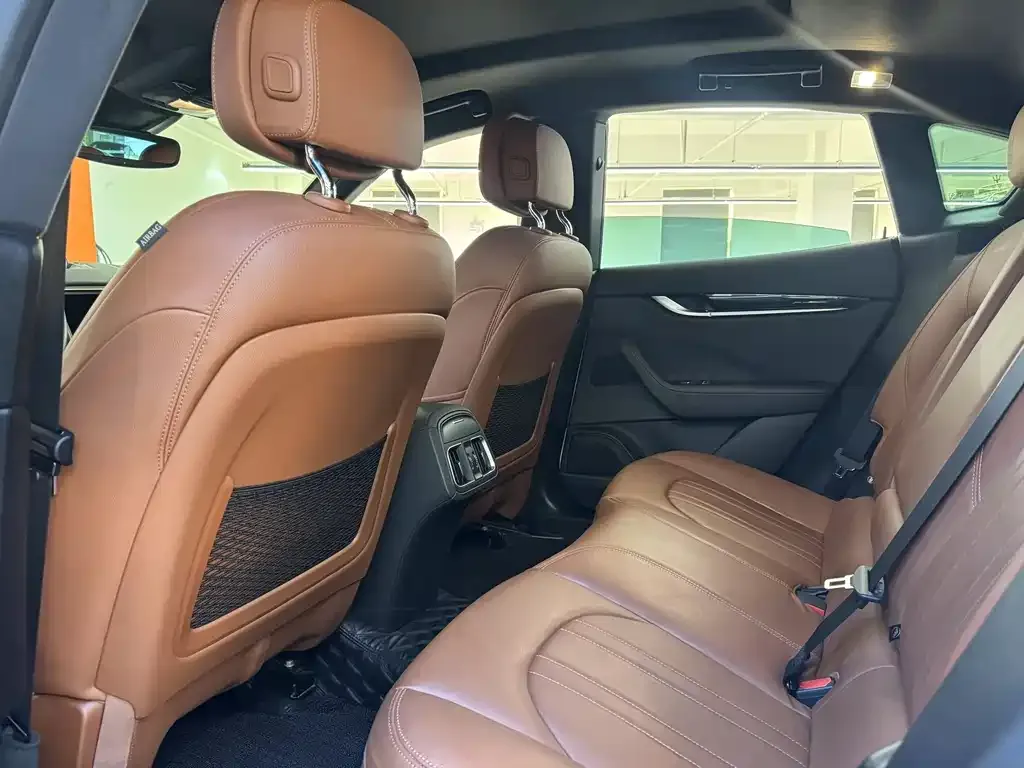 Maserati Levante 2022 из CN, фото 5
