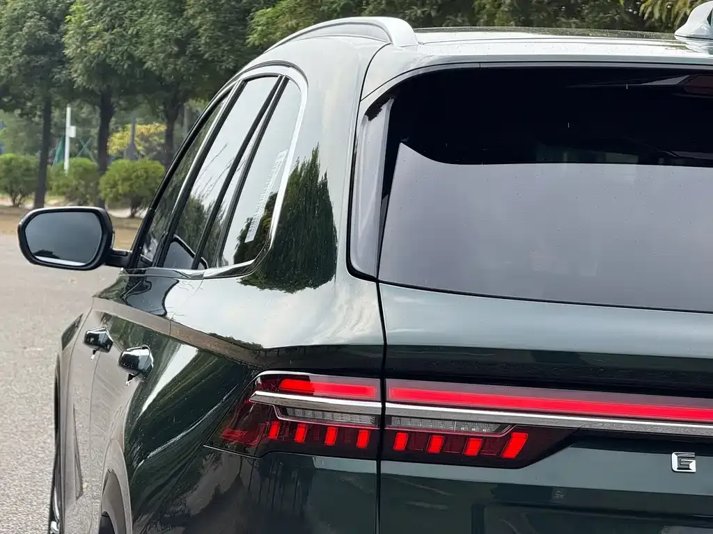Geely Xingyue L 2024 из CN, фото 9