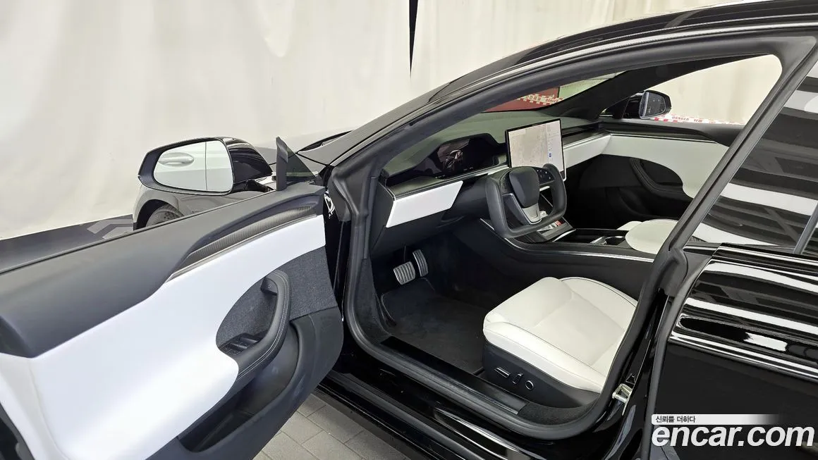 Tesla Model S — фото 10