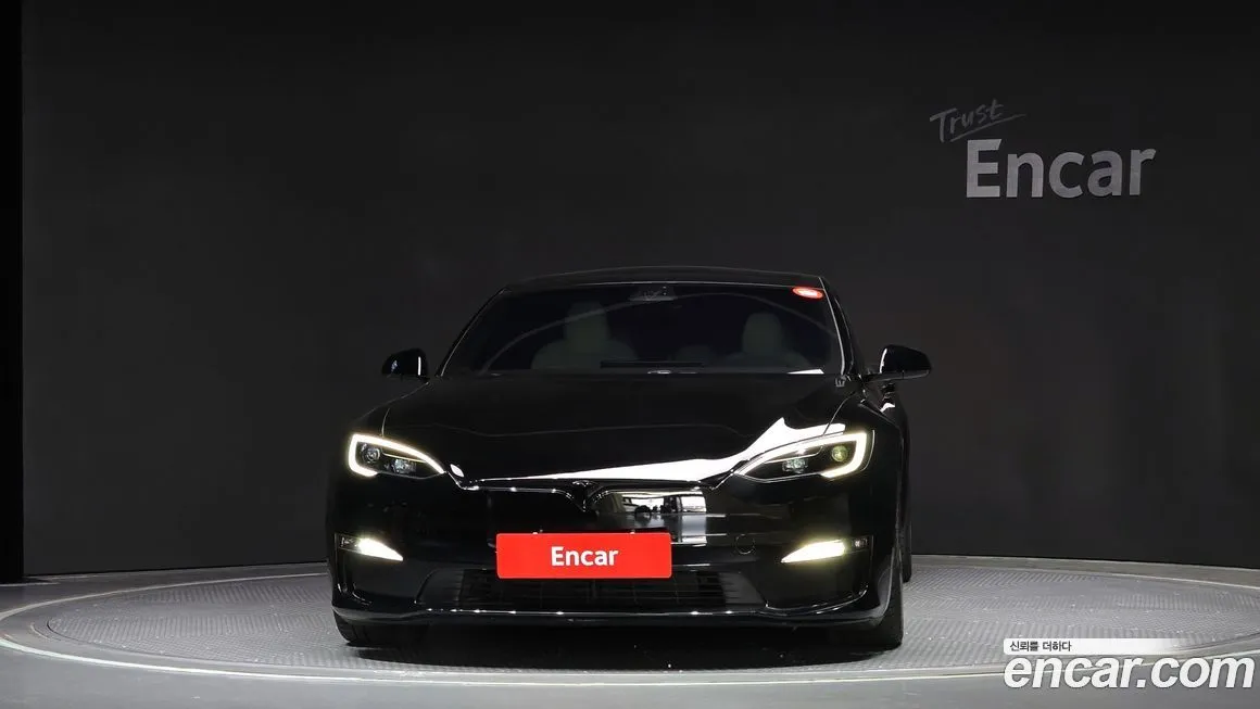 Tesla Model S — фото 3