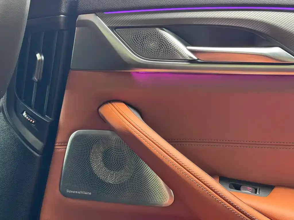 BMW M5 2022 из CN, фото 10
