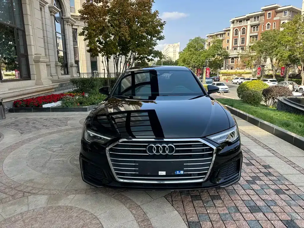 Audi A6L 2022 из CN, фото 2
