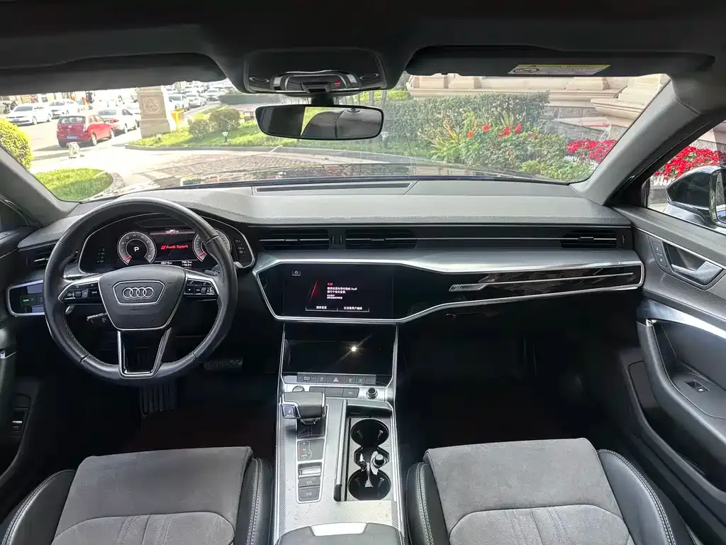 Audi A6L 2022 из CN, фото 5