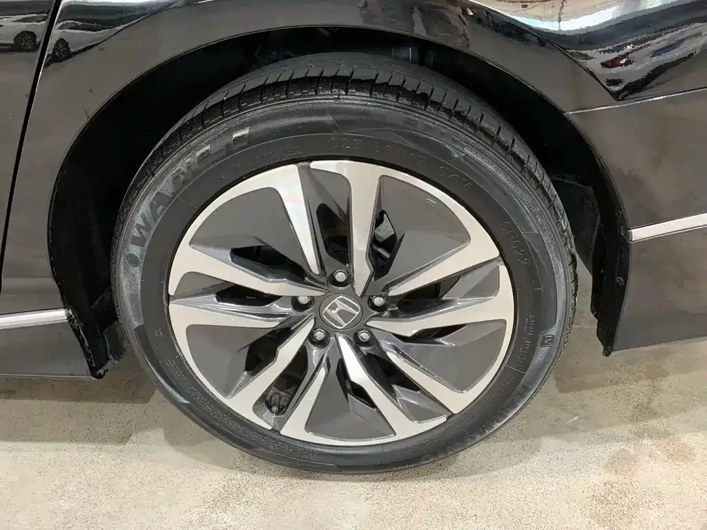 Honda Accord — фото 6