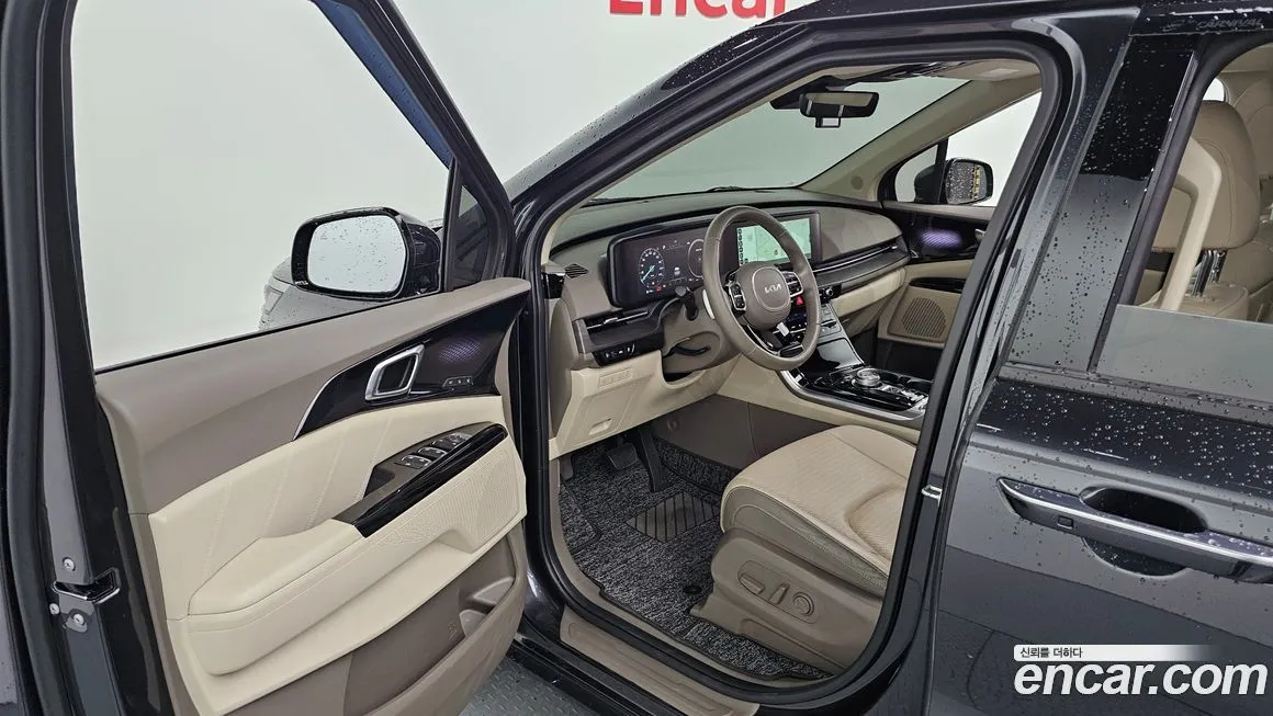 Kia Carnival — фото 10