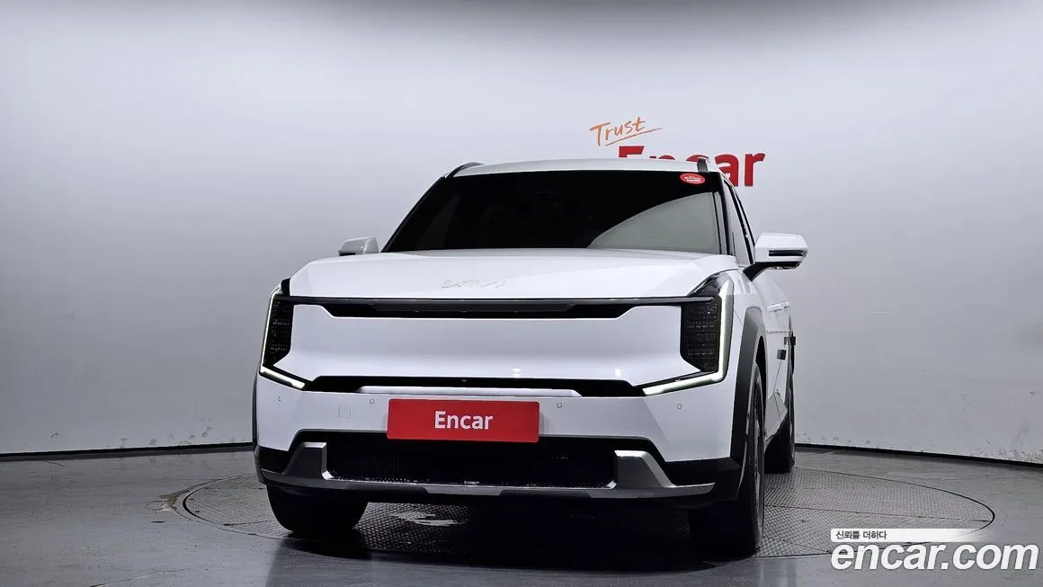 Kia EV9 — фото 3