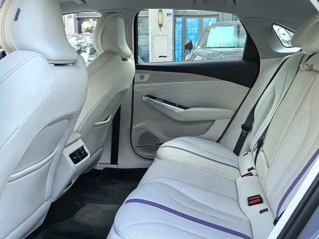 Geely Xingrui 2023 из CN, фото 8