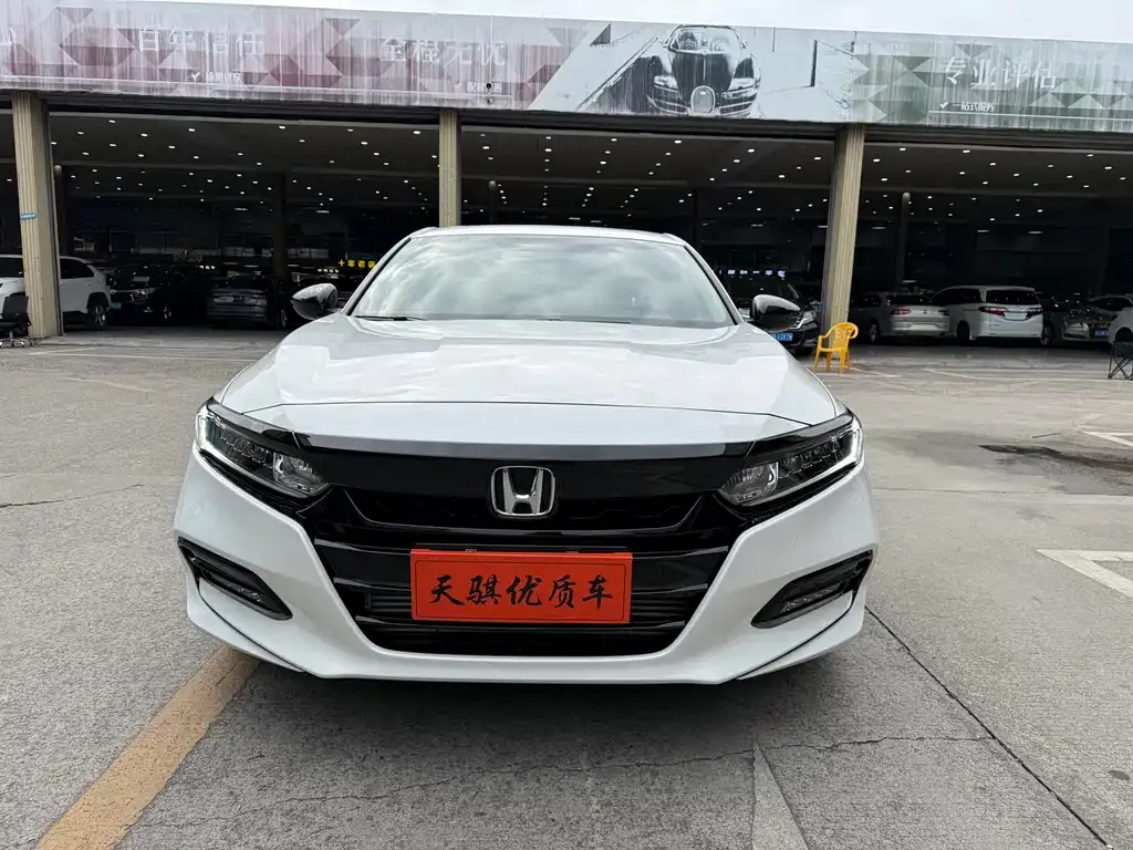 Honda Accord 2021 из CN, фото 2