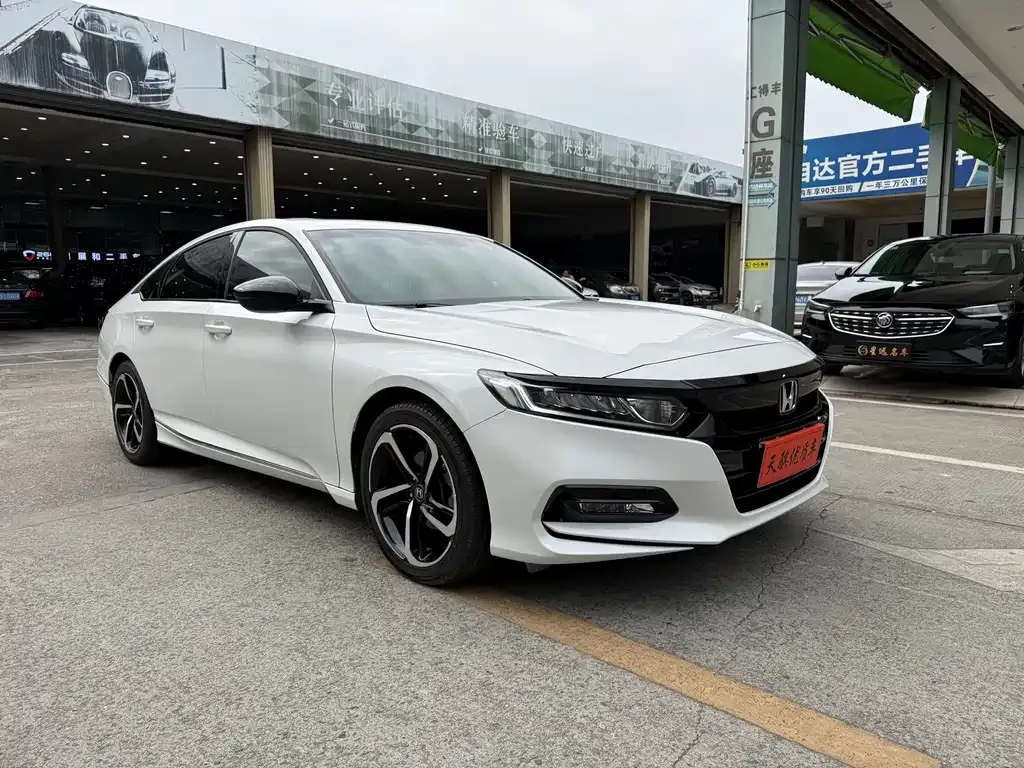 Honda Accord 2021 из CN, фото 3