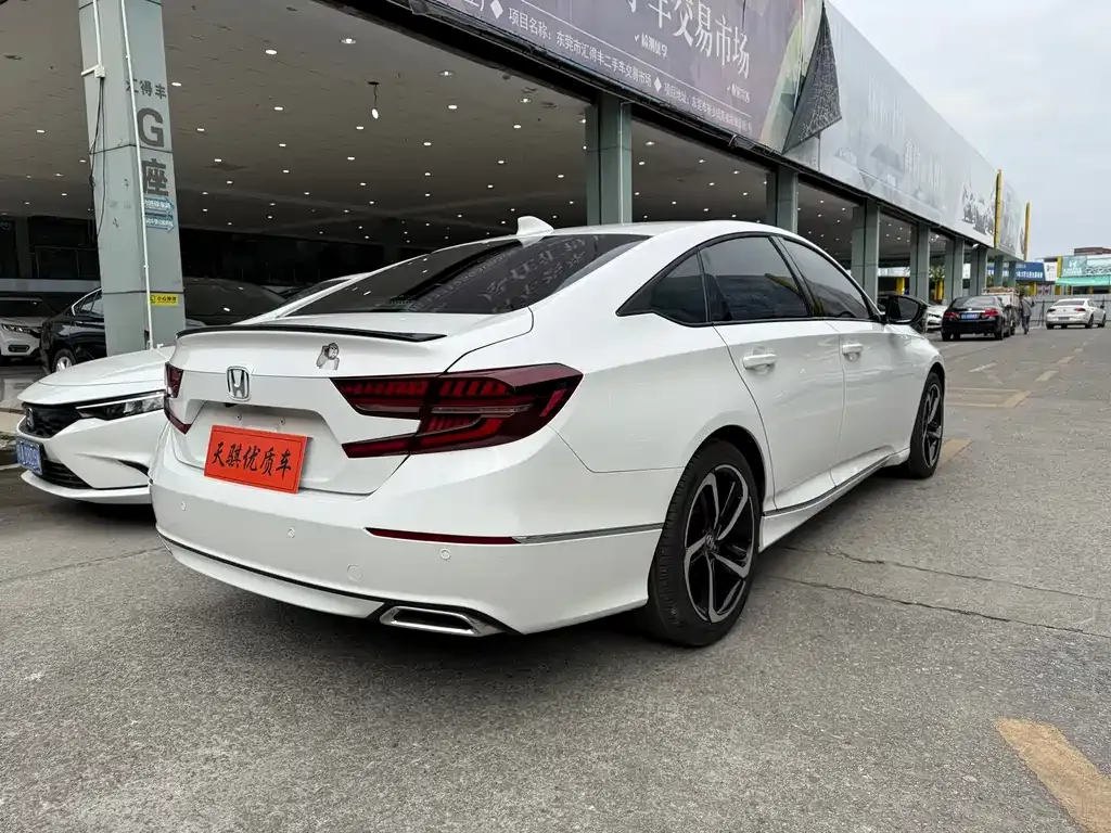 Honda Accord 2021 из CN, фото 5