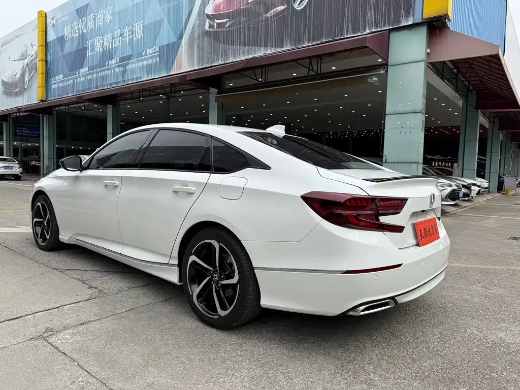 Honda Accord 2021 из CN, фото 7
