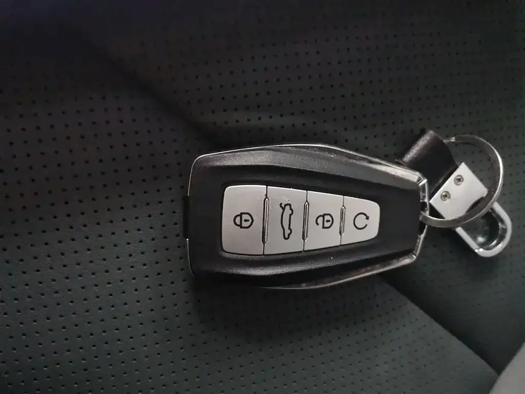 Geely Boyue 2024 из CN, фото 9