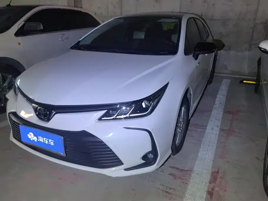 Toyota Corolla 2022 из CN, фото 1