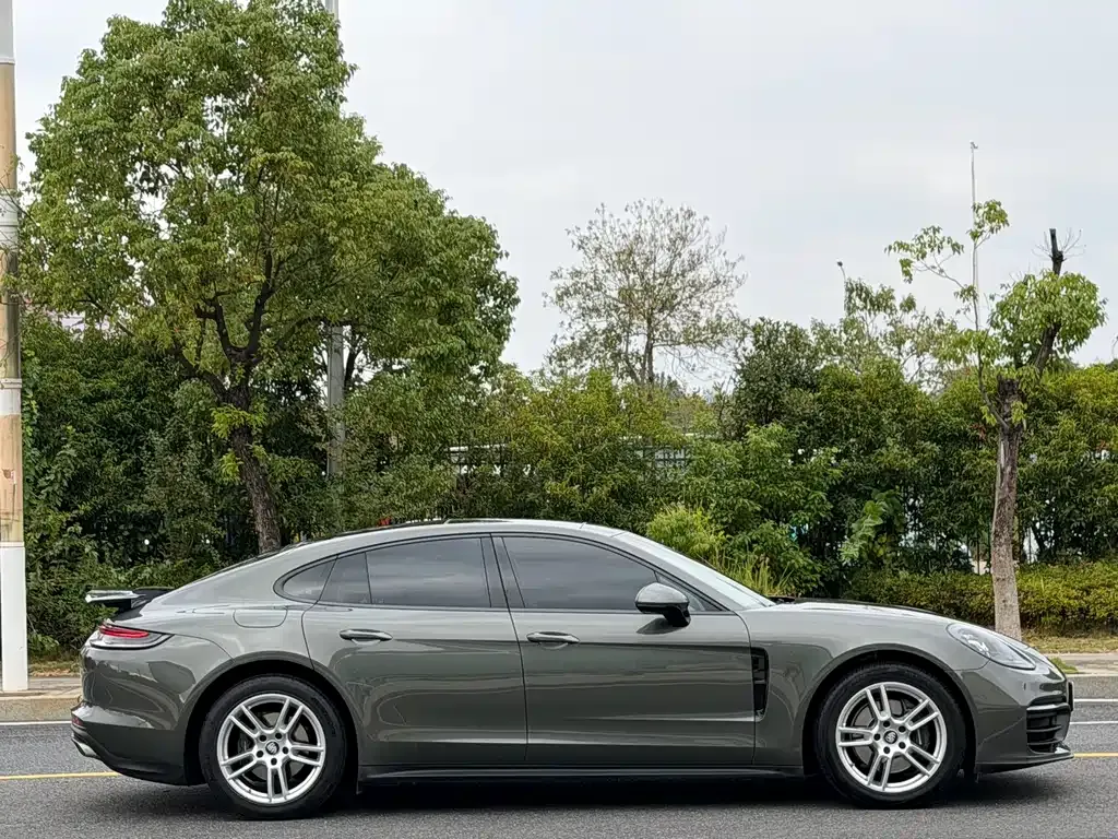 Porsche Panamera 2022 из CN, фото 4